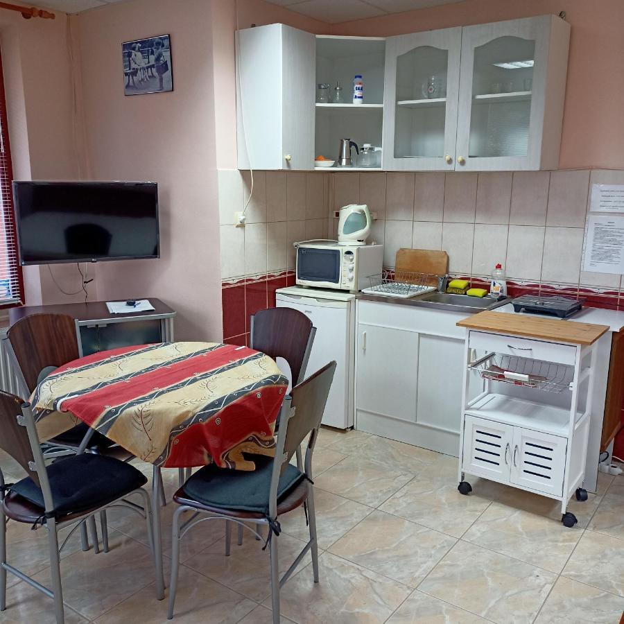 Livia Apartman Bük Extérieur photo