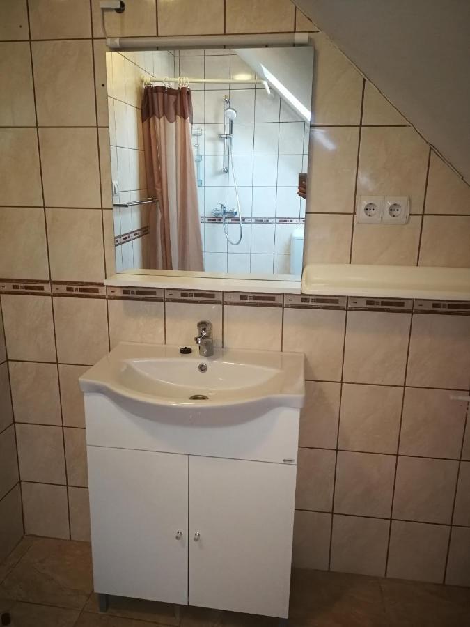 Livia Apartman Bük Extérieur photo
